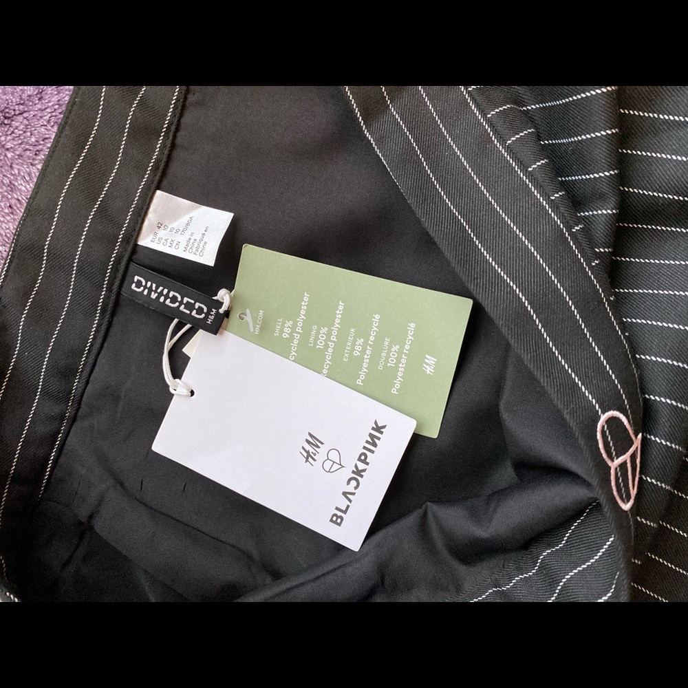 H&M x Blackpink Short Skirt